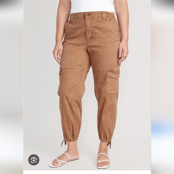 Old Navy Pants - Old Navy Tan Cargo Joggers